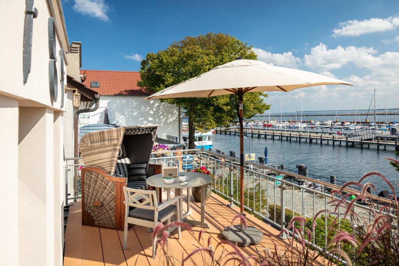 Kapitaenshaus In Wasserlage! Traumapartments Warnemuende Rostock Exteriér fotografie